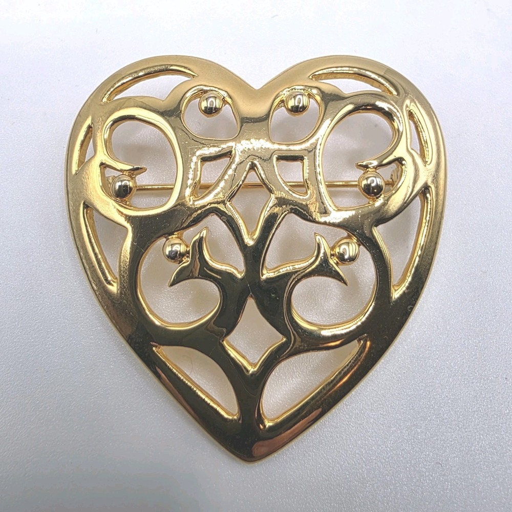 Filigree Heart Brooch Gold Tone Classic Estate Pin
